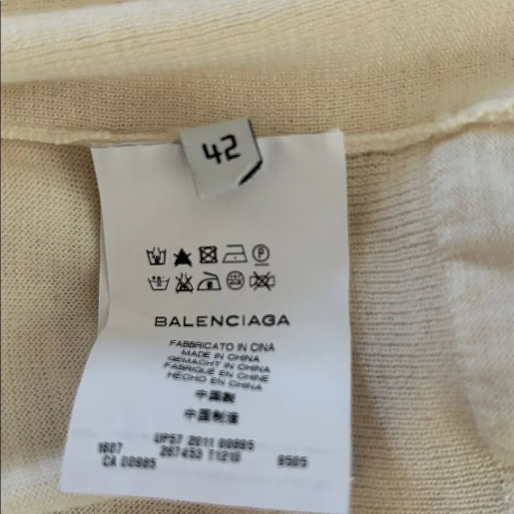 Balenciaga Cream Snap front Cardigan, Size XL, NWOT. - Picture 8 of 12